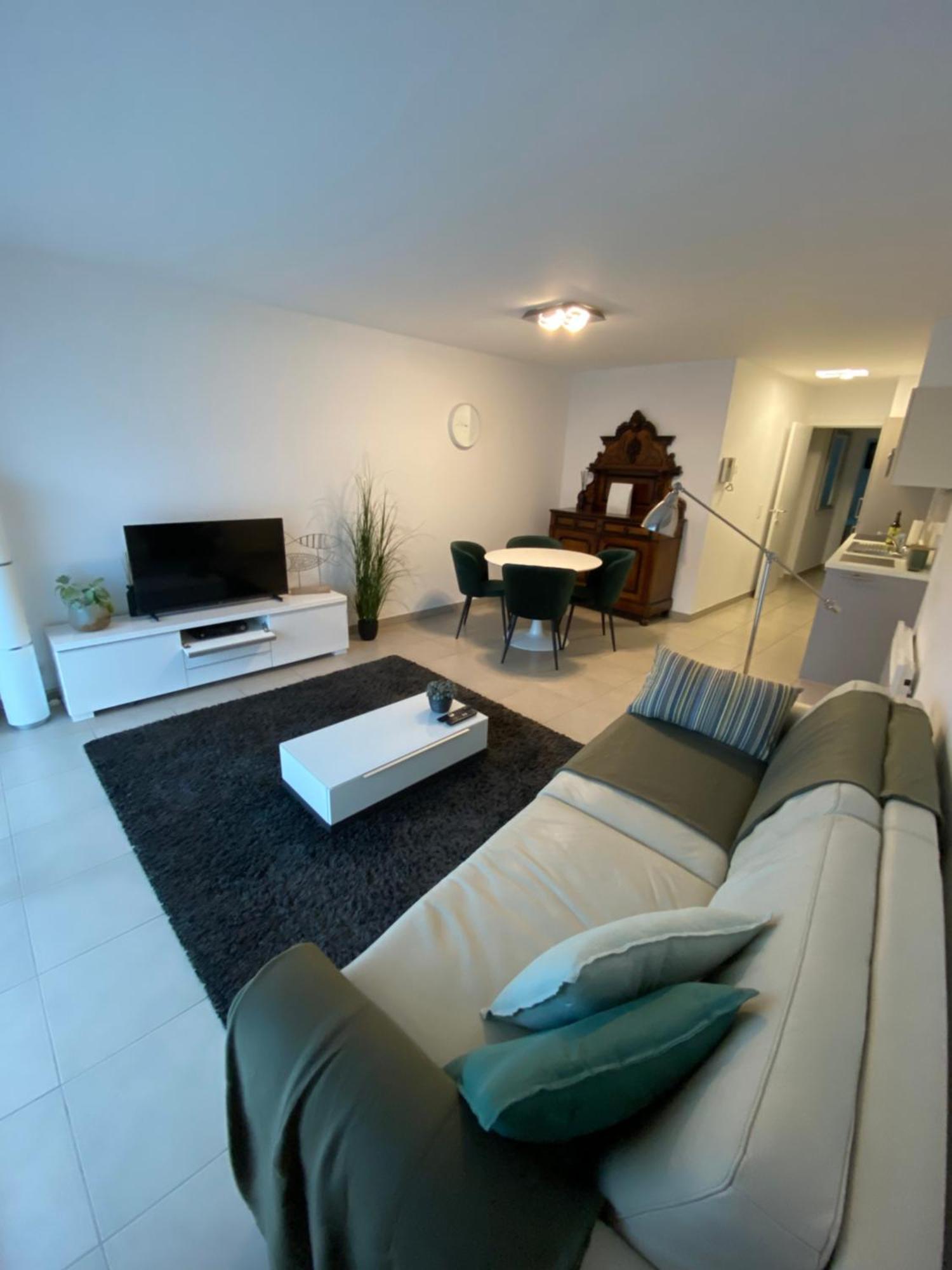 Gezellig Modern Appartement Met Optie Garagebox En In De Buurt Van Strand, Winkels En Restaurants Ostend Exterior photo